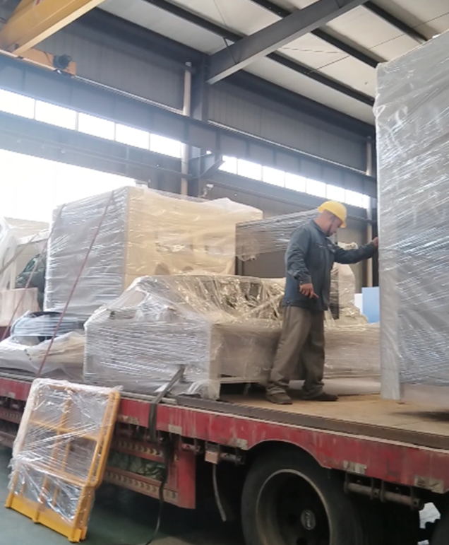 烟台喷砂机软管易破损?选择与保养技巧
